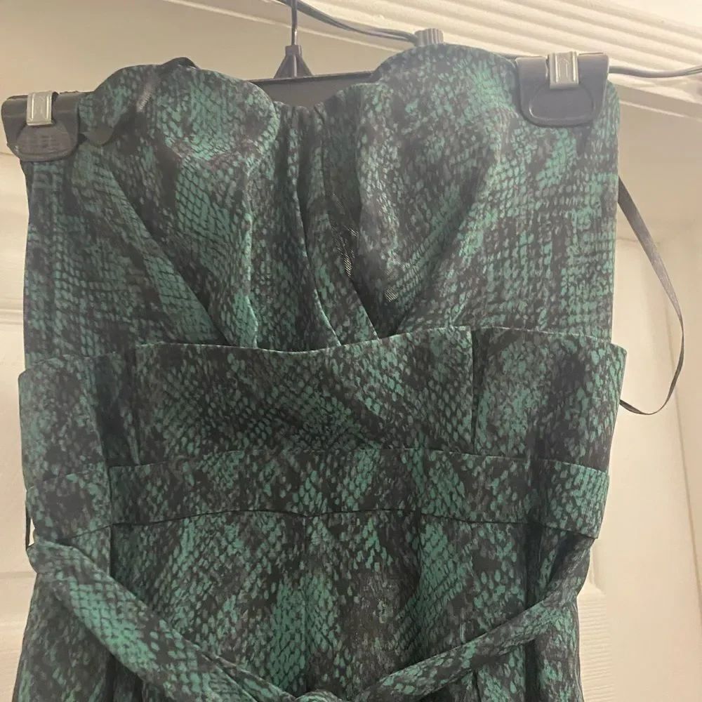 Michael Costellox Revolve green snake print jumpsuit, size XS - Picture 5 of 11